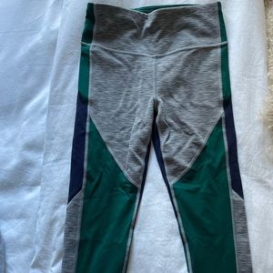 Gap workout leggings